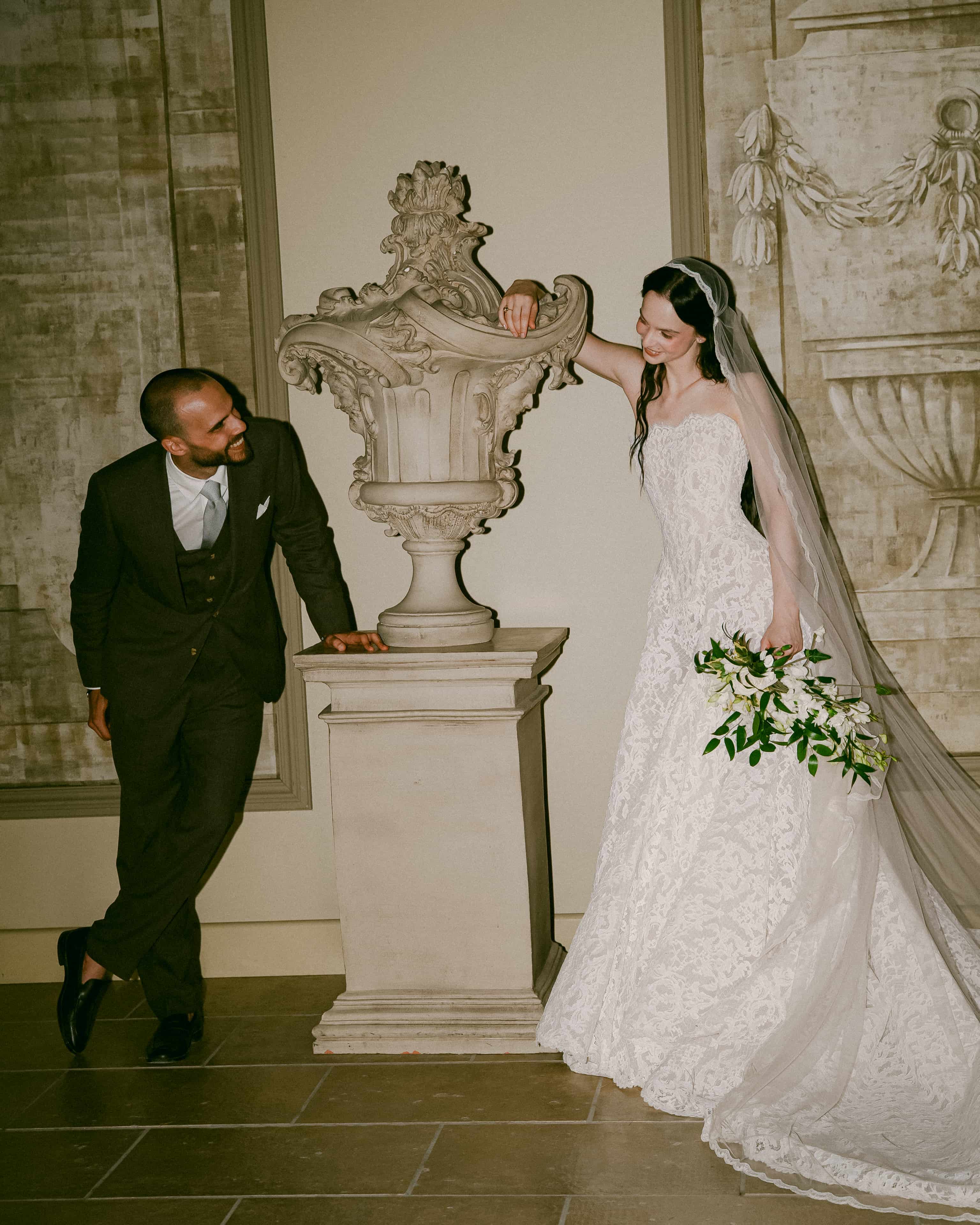 Wedding at the Tour Vaucros in Sorgues, Vaucluse, Provence